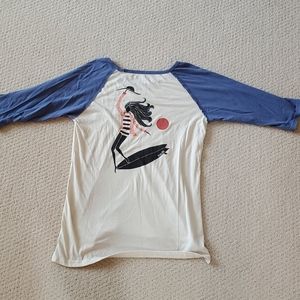 Dakine size L Baseball Tee with Surfer Girl